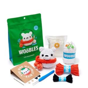 Woobles Lola the polar bear crochet kit